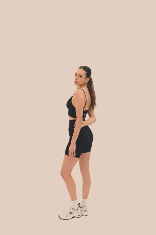 High waist mini shorts in black