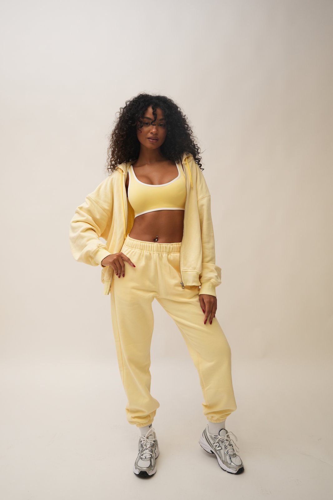 Halo Joggers - Butter yellow