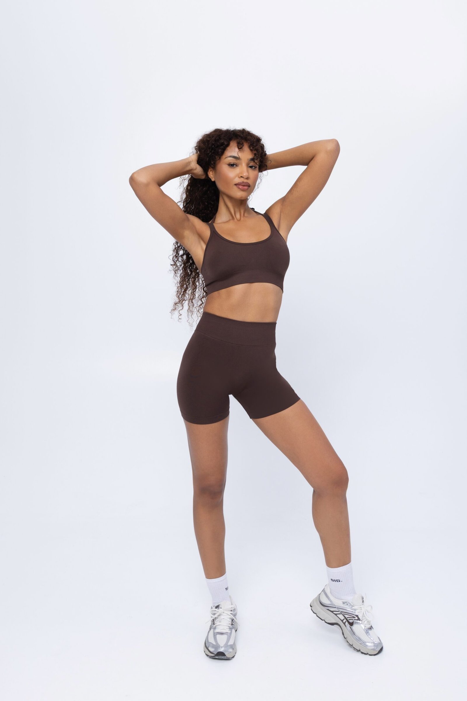 FORM Flow Mid Shorts - Mocha Brown