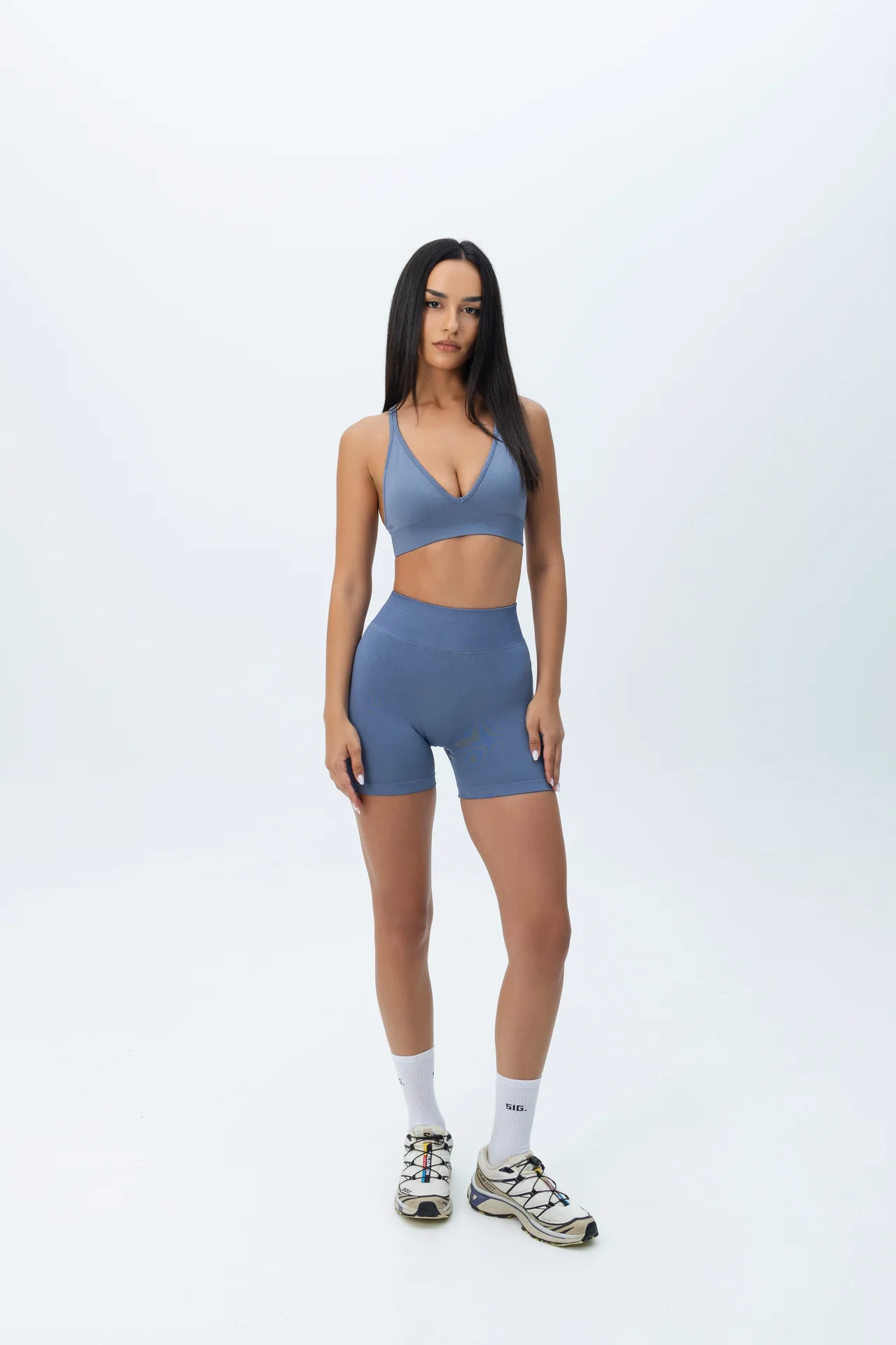 FORM Flow Mid Shorts - Dusty blue - Image 2
