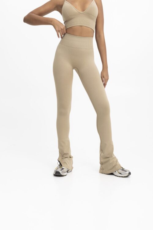 Scrunch flared leggings - Stone - Image 6